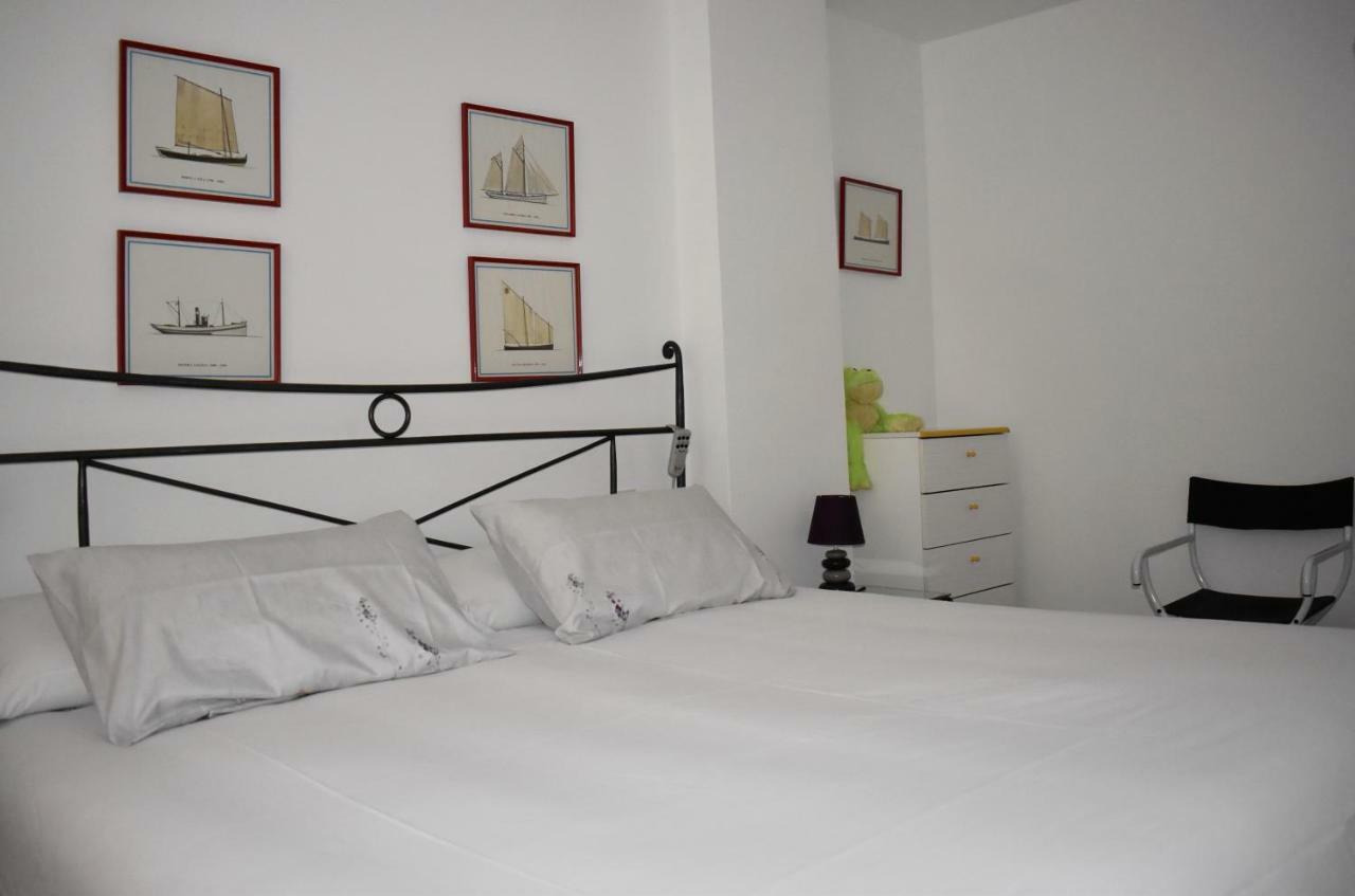 Magnolia, Habitacion Matrimonial Con Bano Uso Privado, En Casa Compartida Apartment Palafrugell Exterior photo
