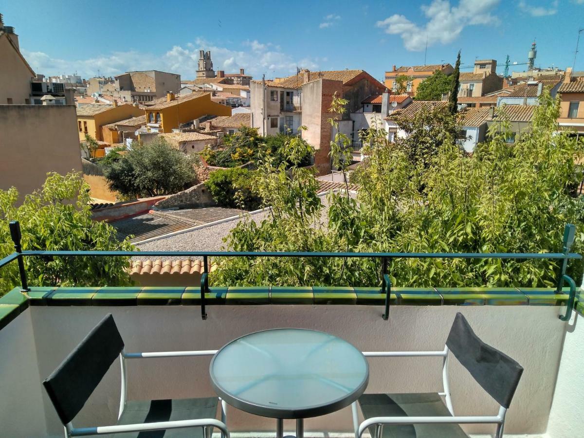 Magnolia, Habitacion Matrimonial Con Bano Uso Privado, En Casa Compartida Apartment Palafrugell Exterior photo